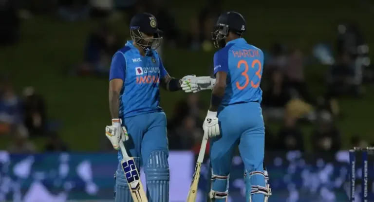 India Pip Sri Lanka in the First T20I in a Last Ball Thriller