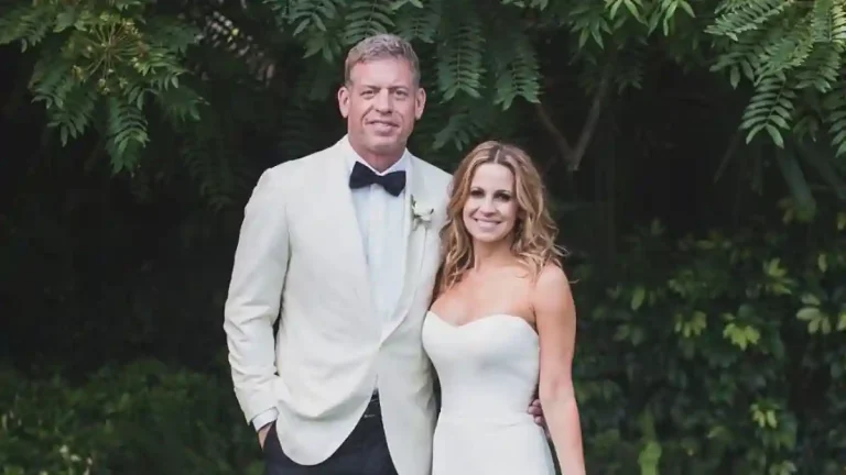 Things About Troy Aikman’s Wife Catherine Mooty