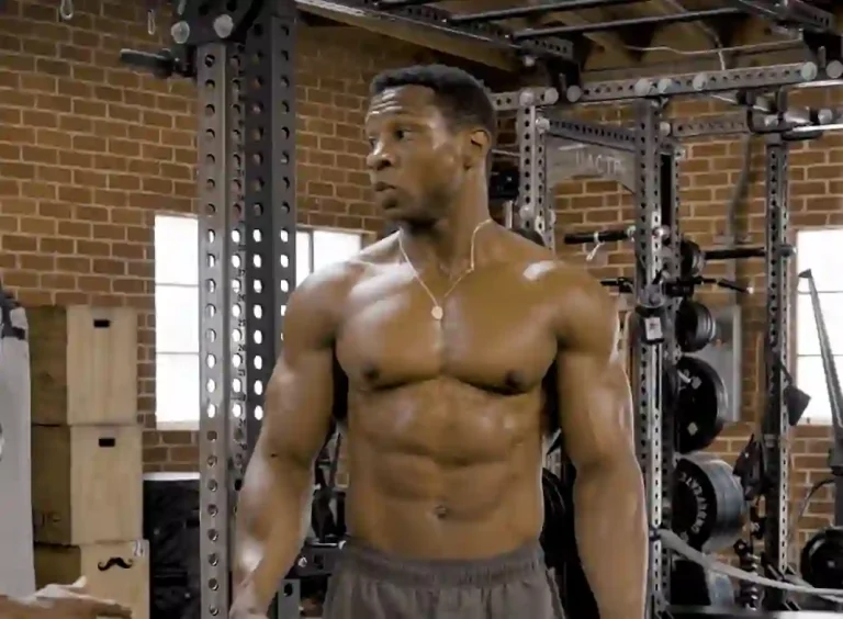 Jonathan Majors: Confronting Fear, Defying Stereotypes, and Transforming Body